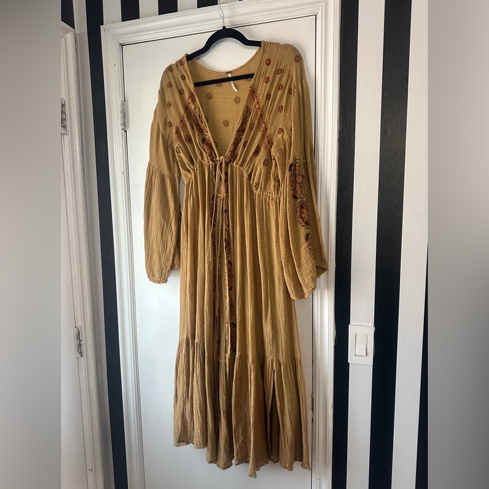 Free People Boho Maxi Dress Embroidered Long Sleeve Tie Front Size M/L